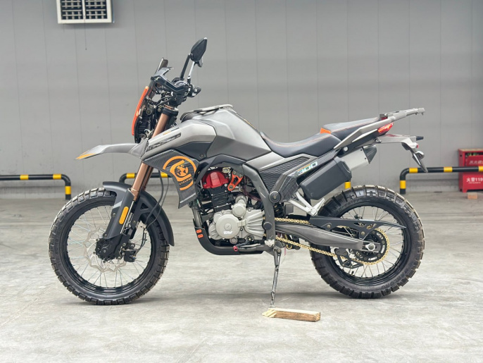 Мотоцикл Regulmoto Cyclone NB300 2025
