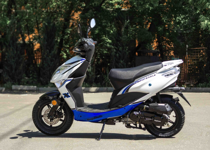 Скутер Regulmoto EAGLE 50 (LJ50QT-3L) колёса R12