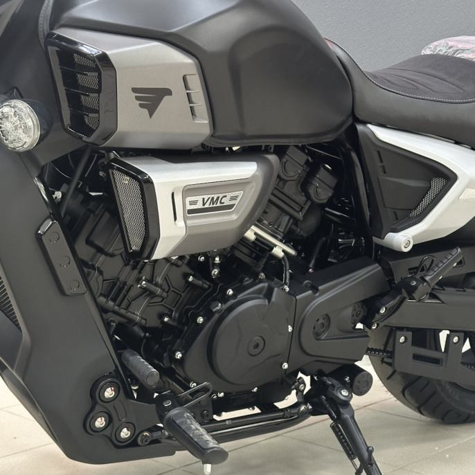 Мотоцикл VMC Cruiser 650