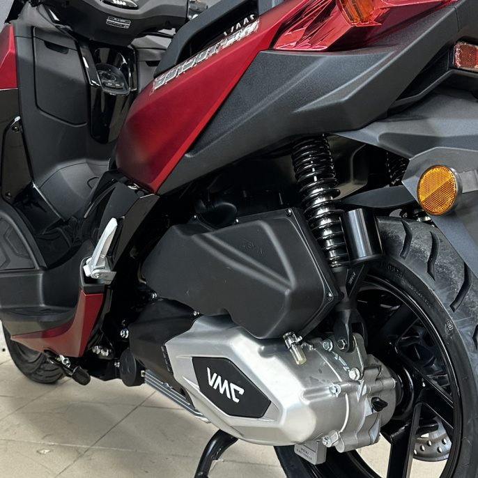Скутер VMC XMAX