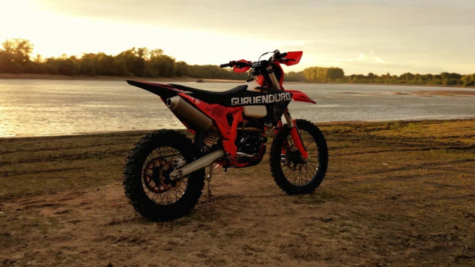 Мотоцикл GURUENDURO NB300X