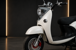 Скутер VMC Retro - 150cc (replika Yamaha Vino) с кофром