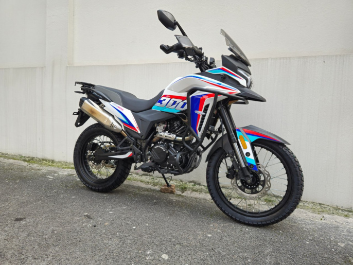 Мотоцикл Regulmoto XADV с ПТС