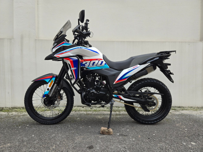 Мотоцикл Regulmoto XADV с ПТС