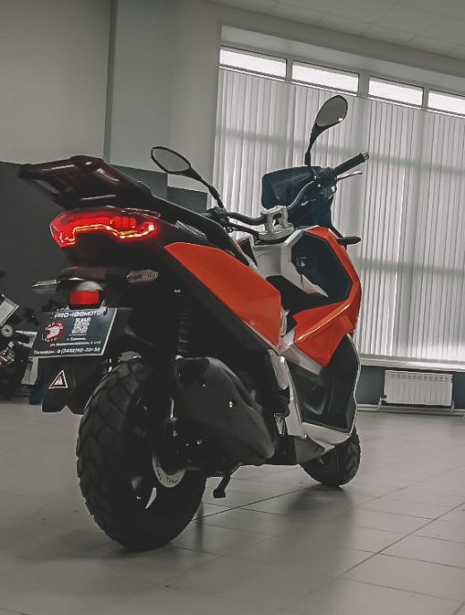 Максискутер tracer ADV NEO