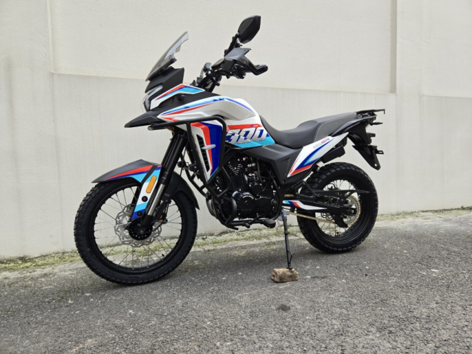 Мотоцикл Regulmoto XADV с ПТС