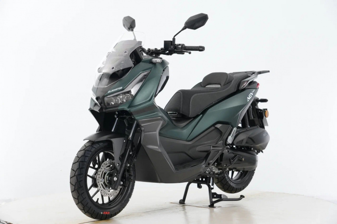 Скутер Gladiator AGV