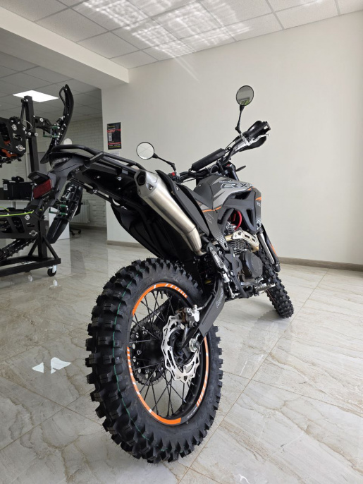 Мотоцикл Regulmoto CR-X PRO с ПТС