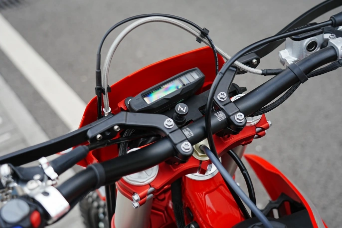 Мотоцикл GURUENDURO AIR PRO GAS