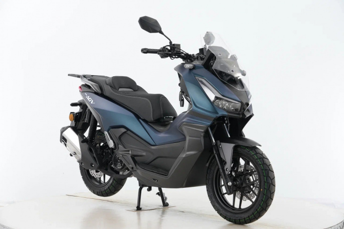 Скутер Gladiator AGV