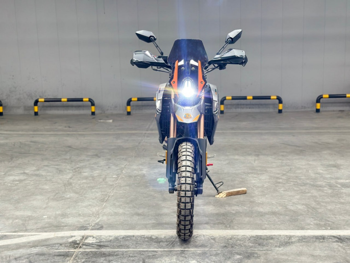 Мотоцикл Regulmoto Cyclone NB300 2025