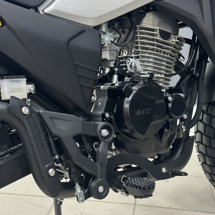 Мотоцикл VMC ADV 300