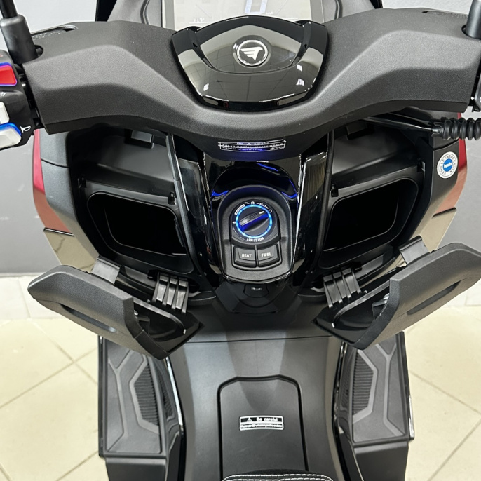 Скутер VMC XMAX