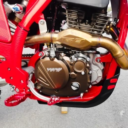 Мотоцикл GURUENDURO AIR LITE GAS RED