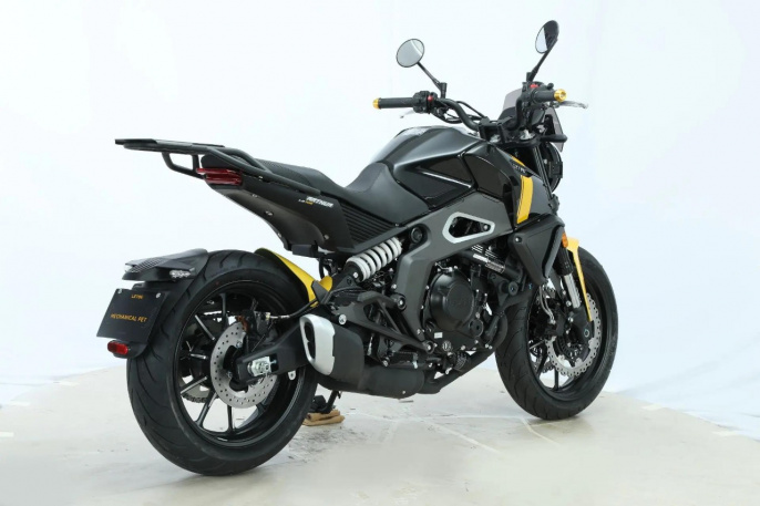 Мотоцикл Regulmoto Arthur 700